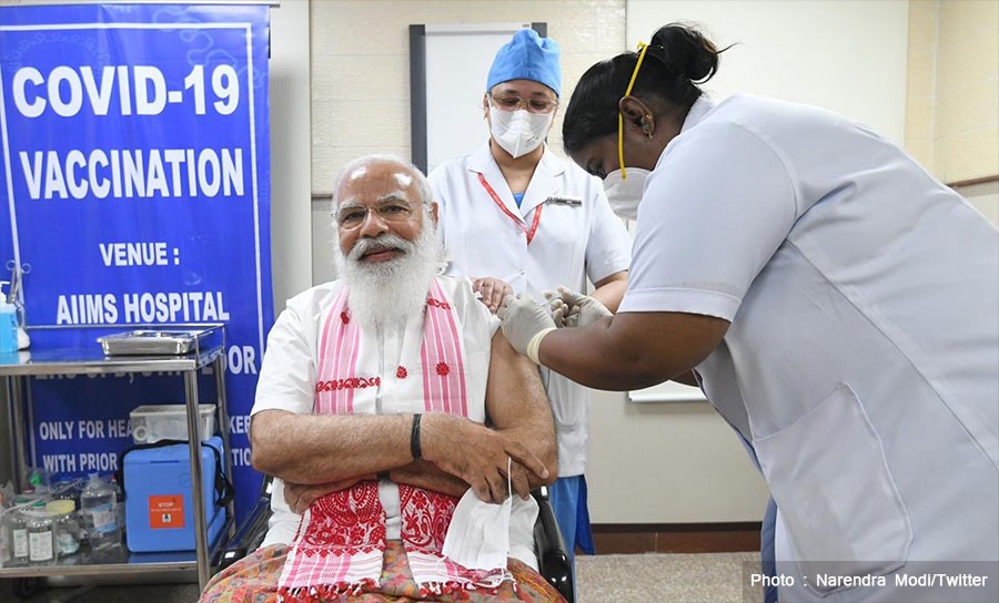 मोदीले लगाए कोरोनाविरुद्धको खोप