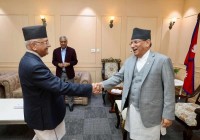 तीन दलका शीर्ष नेताहरूको बैठक बस्दै
