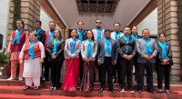 भिजिट भिसा दुरुपयोगविरुद्ध रास्वपाको संसदमा निलो रिबन प्रदर्शन