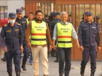 राप्रपा उपाध्यक्ष मिश्रलाई इजलासमा उपस्थित गराउन सर्वोच्चको आदेश