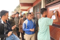 कालिकोटको आधारभूत स्वास्थ्य केन्द्रमा ताला