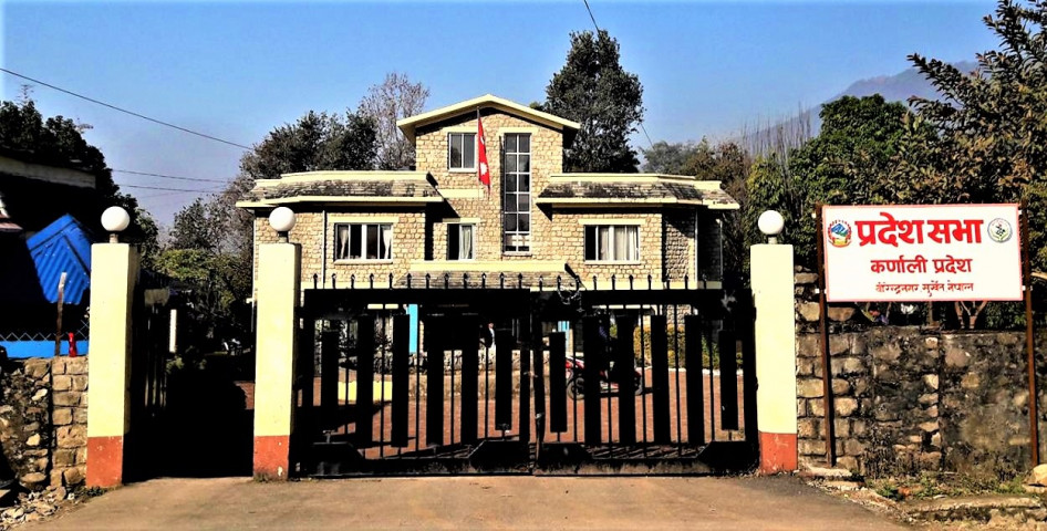 कर्णालीका मन्त्रीहरुमा एनजीयो आइएनजीयो कार्यक्रम मोेह बढ्दो