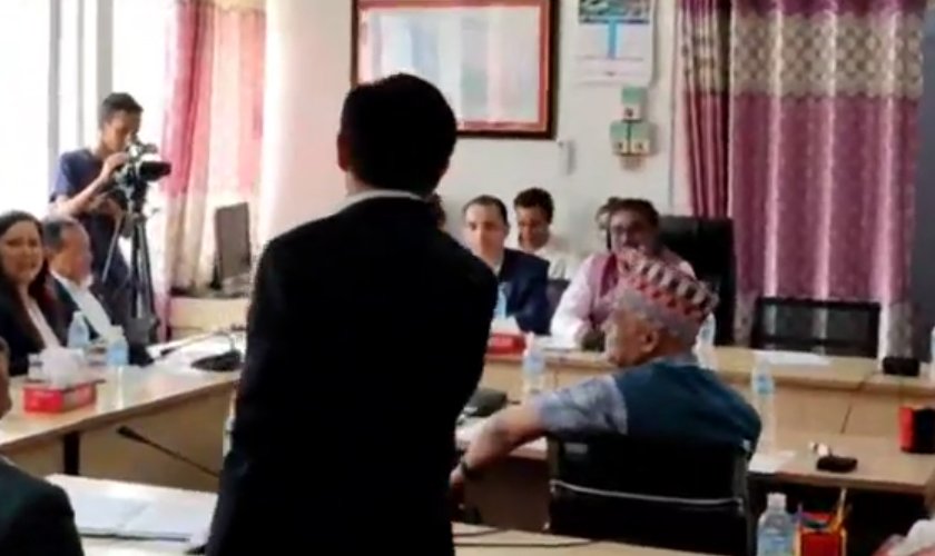 सांसद किरातीले गरे संसदीय समितिको बैठक बहिष्कार