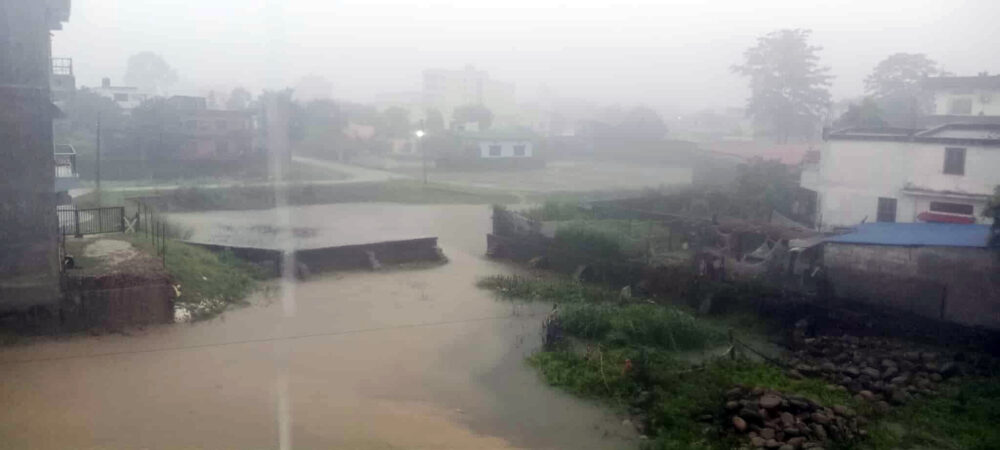 अविरल वर्षाले देशभर ३१ को मृत्यु, बाढीपहिरोको त्रास कायमै